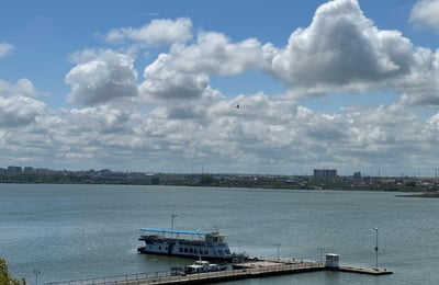 Аренда комфортных 2-комнатных апартаментов, 65 м², Mamaia, Констанца, Румыния